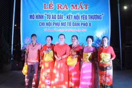 Tủ áo dài kết nối yêu thương