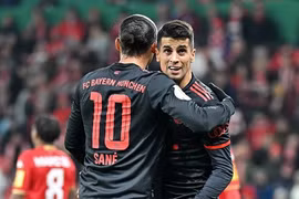 Bayern chấm dứt chuỗi trận gây thất vọng bằng màn 'hủy diệt'