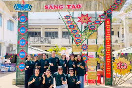 Sôi nổi hội trại tháng ba