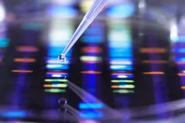 Tạo thành công thuốc chống siêu vi khuẩn nguy hiểm nhờ AI