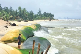 Thềm hiên có sóng