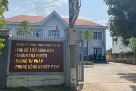 Một trưởng phòng cấp huyện thừa nhận đã... ăn trộm!