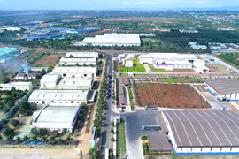 Thu hút đầu tư: Lựa chọn chiến lược hợp lý 