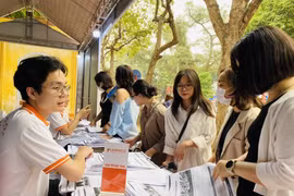 Khách Việt chuộng tour nước ngoài dịp 30.4