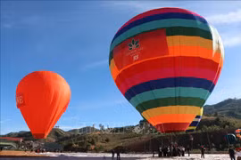 Lễ hội Khinh khí cầu tại Kon Tum: Bay về đại ngàn 