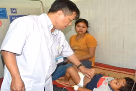 Bác sĩ Phạm Chí Quang vững chuyên môn, tâm huyết với nghề