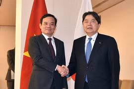 Đề nghị Nhật Bản miễn thị thực nhập cảnh cho công dân Việt Nam