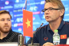 Người thay thế HLV Park Hang-seo sẽ nhận lương "khủng"