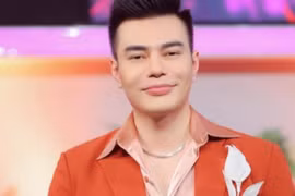 Lê Dương Bảo Lâm bị chỉ trích vì lợi dụng người hâm mộ?