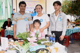 “Gia đình hạnh phúc-Quốc gia thịnh vượng”