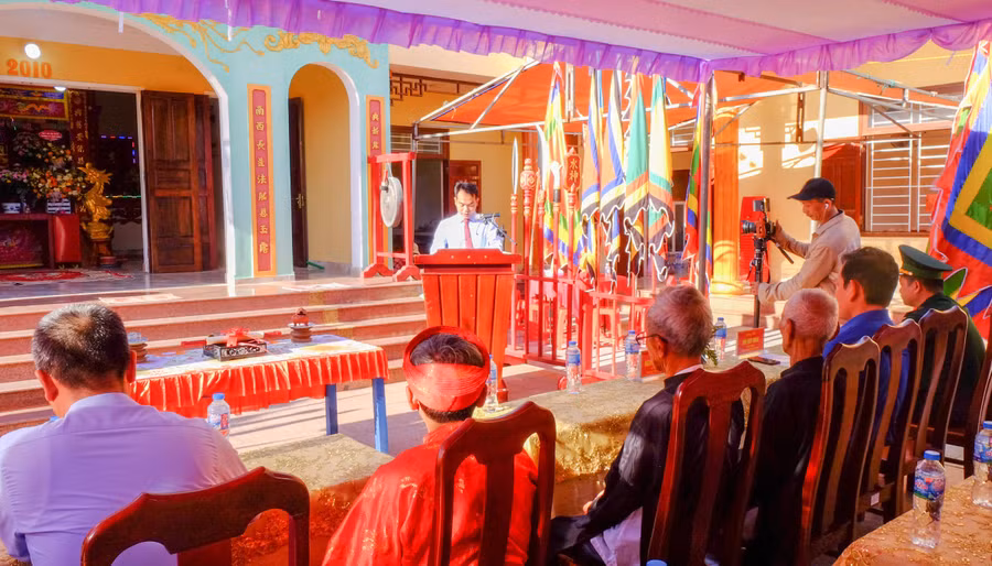 thuc-hien-nghi-thuc-khai-mac-le-hoi-cau-ngu-van-dam-hung-luong-1.jpg