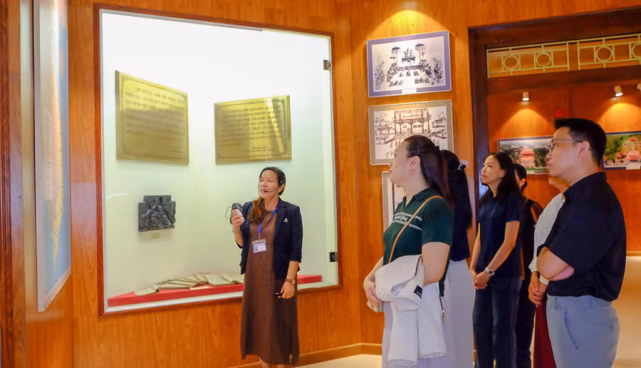 tu-ngay-9-den-ngay-10-9-bao-tang-quang-trung-mo-cua-phuc-vu-mien-phi-khach-tham-quan-du-le-gio-hoang-de-quang-trung-1.jpg