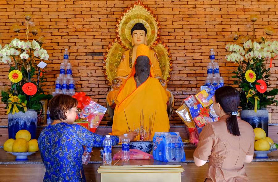 tuong-phat-loi-than-shiva-bao-vat-quoc-gia-co-nien-dai-khoang-the-ky-xv-hien-duoc-tho-tai-chua-linh-son-2.jpg