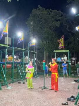 Thượng chòi vui xuân