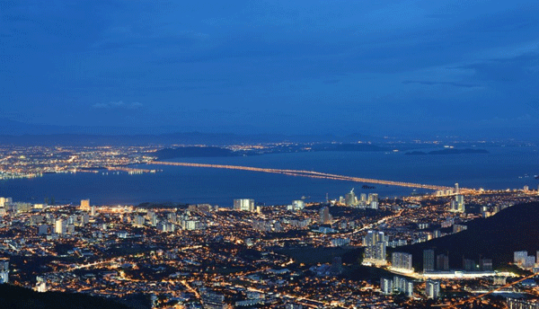 George Town nhìn từ đồi Penang.