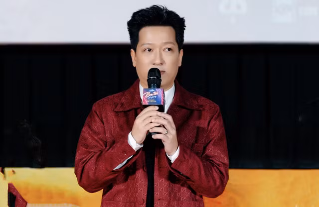 Những clip cũ của Trường Giang bất ngờ bị đào lại, tạo nên làn sóng tranh cãi trên mạng xã hội. Vào thời điểm này, nam diễn viên giữ im lặng, chưa lên tiếng về vụ việc. Ảnh: NSX NBTMP