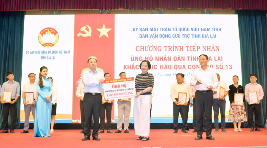 doanh-nghiep-tich-cuc-tham-gia-cong-tac-an-sinh-xa-hoi.jpg