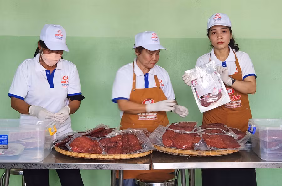 san-pham-bo-mot-nang-muoi-duc-huyen-krong-pa-dat-chung-nhan-ocop-3-4-sao.jpg
