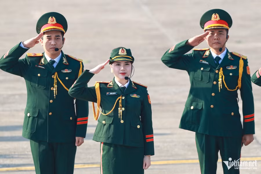 cac-si-quan-luyen-tap-cho-le-khai-mac-trien-lam-quoc-phong-quoc-te-viet-nam-lan-hai-anh-pham-hai-nguon-vietnamnetvn.jpg