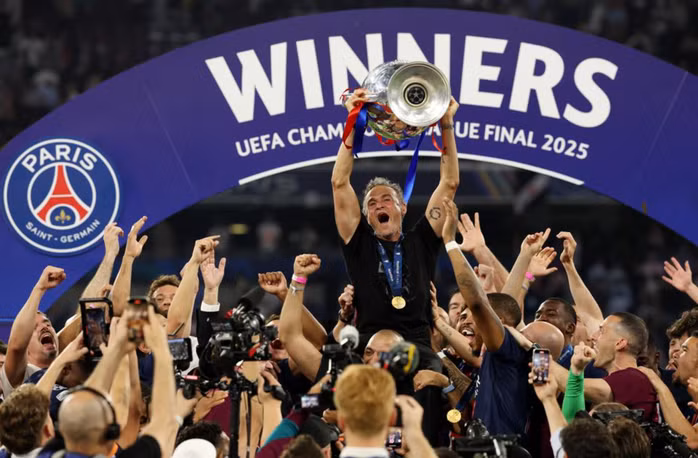 PSG lần đầu lên đỉnh châu Âu