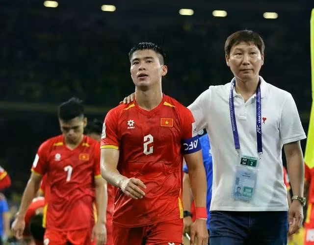 Vắng Duy Mạnh sẽ đặt ra thách thức không nhỏ cho HLV Kim Sang-sik