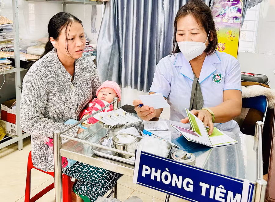 mot-so-benh-truyen-nhiem-da-co-vac-xin-phong-benh-nguoi-dan-nen-tiem-vac-xin-phong-benh-an-toan-va-hieu-qua-anh-nhu-nguyen.jpg