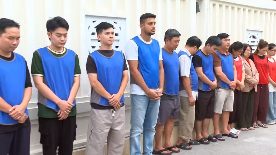 Nhóm đối tượng trong đường dây.