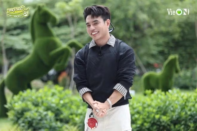 Với mùa 2, Lê Dương Bảo Lâm, Cris Phan, DILLAN, DANG HONG HAI trở thành "cầu nối" để giới thiệu bản sắc Việt Nam đến với khách mời quốc tế