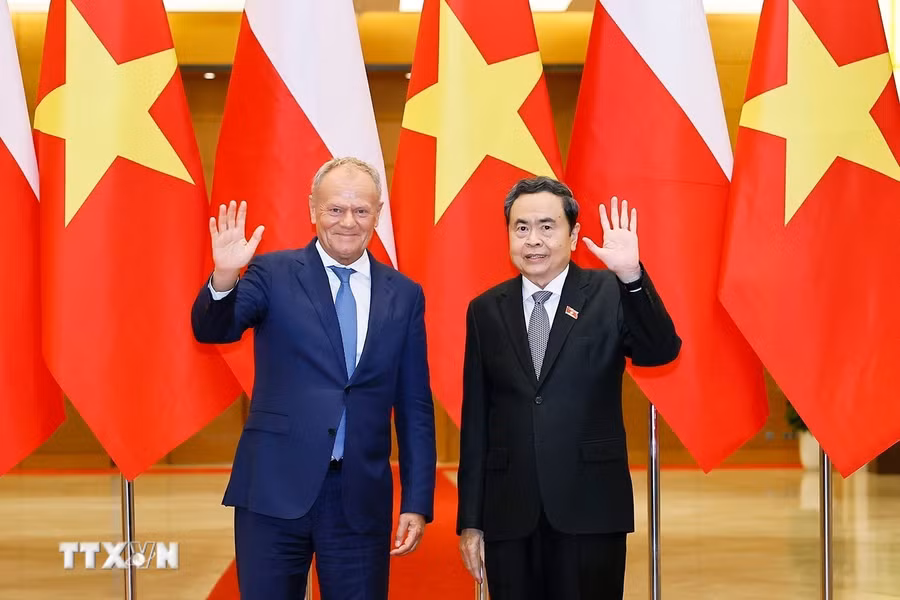 Chủ tịch Quốc hội Trần Thanh Mẫn hội kiến Thủ tướng Ba Lan Donald Tusk. Ảnh: Doãn Tấn/TTXVN