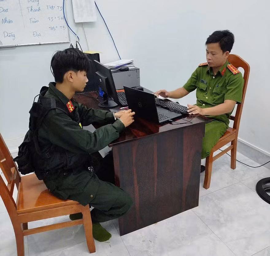 Công an làm việc với đối tượng Nguyễn Phạm Hoàng Dương