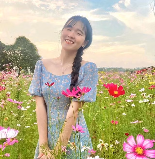 Kim Thái tốt nghiệp loại xuất sắc và là thủ khoa đầu ra của Trường ĐH Kinh tế - Luật TP.HCM