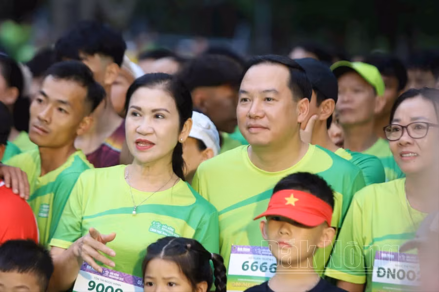 Sự hiện diện, tham gia của lãnh đạo tỉnh giúp giải chạy lan tỏa thông điệp về lối sống tích cực