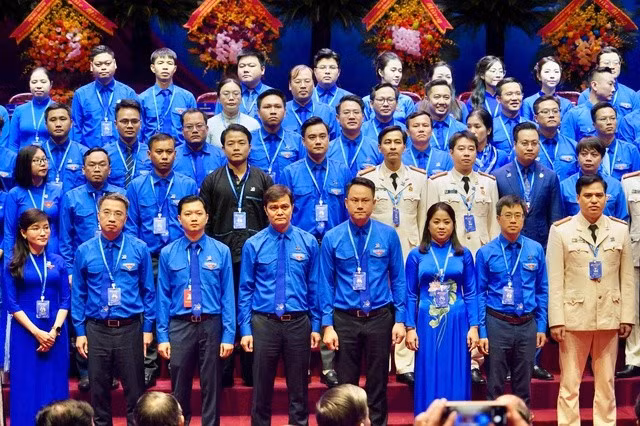 Ban Bí thư, Ban thường vụ, Ban Chấp hành ra mắt tại đại hội