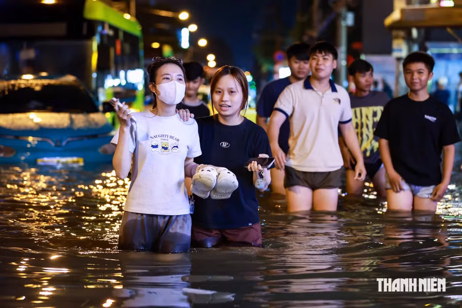 Miền Trung đón đợt mưa mới 4 ngày. ẢNH: NHẬT THỊNH