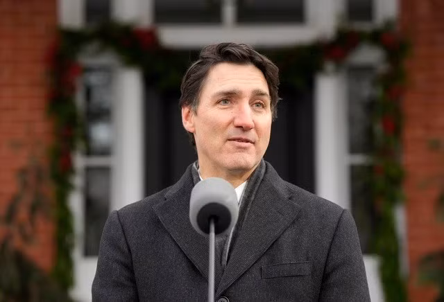 thu-tuong-canada-justin-trudeau-phat-ngay-6-1-anh-the-canada-press.jpg