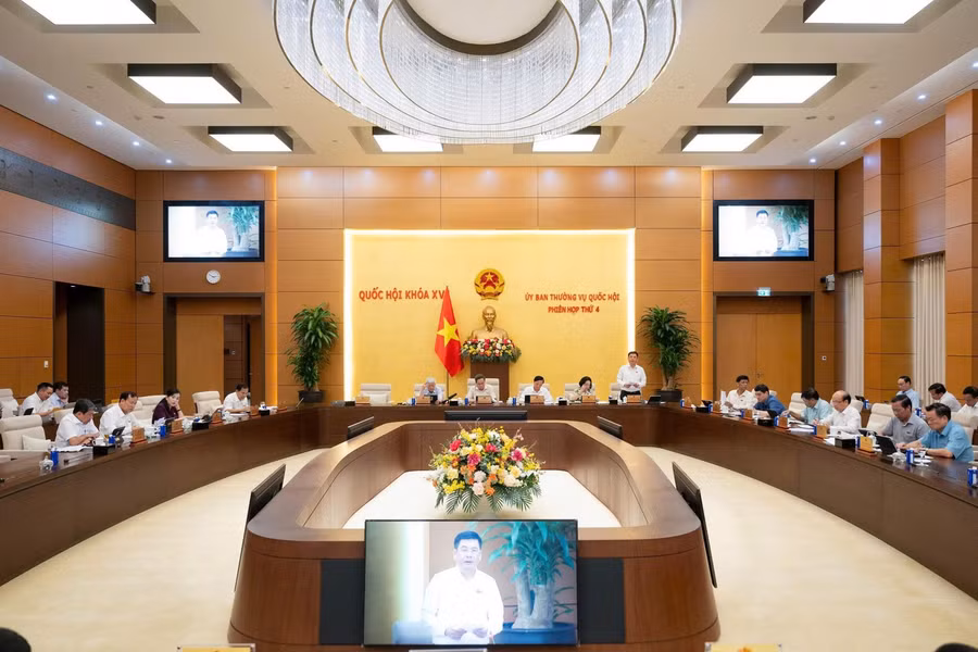 Quang cảnh phiên họp Ủy ban Thường vụ Quốc hội. (Ảnh: QH)