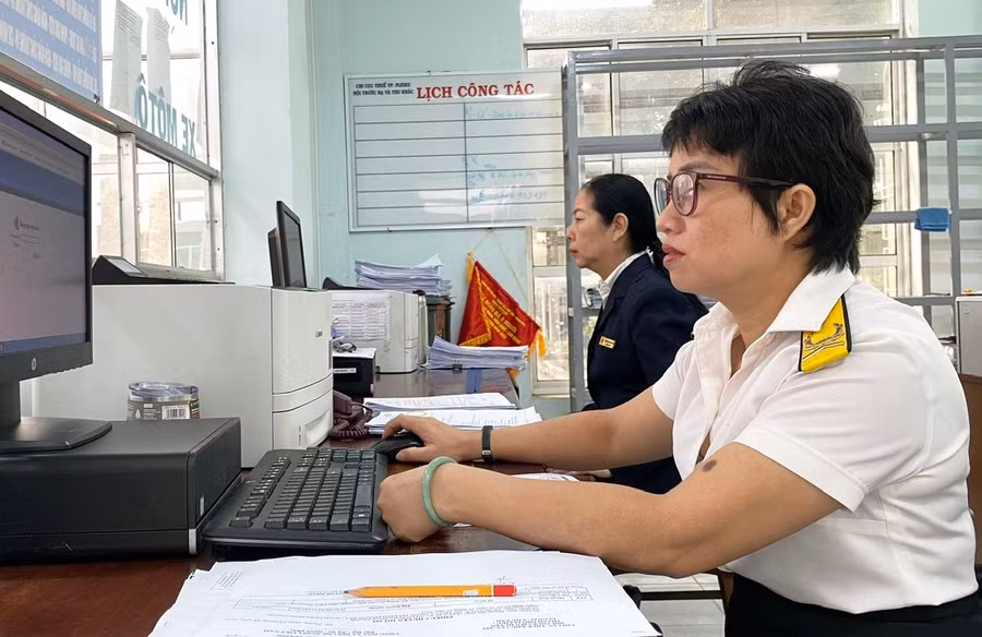 cong-chuc-thue-doi-thue-lien-huyen-tp-pleiku-ia-grai-chu-pah-nhanh-chong-tiep-nhan-thuc-hien-cong-viec-nhiem-vu-theo-mo-hinh-to-chuc-moi.jpg