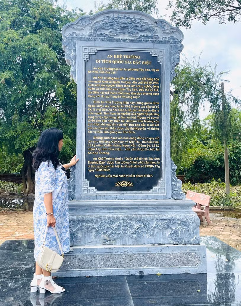 tac-gia-bai-viet-trong-mot-lan-den-tham-khu-di-tich-tay-son-thuong-dao.jpg