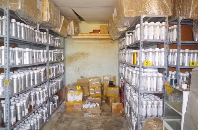 Khu vực nhóm đối tượng sử dụng để sản xuất nước hoa giả