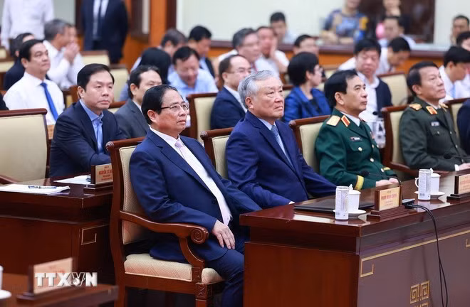 Thủ tướng Phạm Minh Chính dự và chủ trì hội nghị công bố kế hoạch triển khai xây dựng Trung tâm tài chính khu vực và quốc tế tại Việt Nam. (Ảnh: Dương Giang/TTXVN)