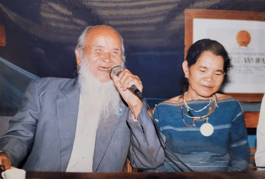 anh-hung-nup-phat-bieu-cam-nghi-trong-le-khanh-thanh-luoi-dien-to-tung-anh-nguyen-quang-hien-cung-cap.jpg