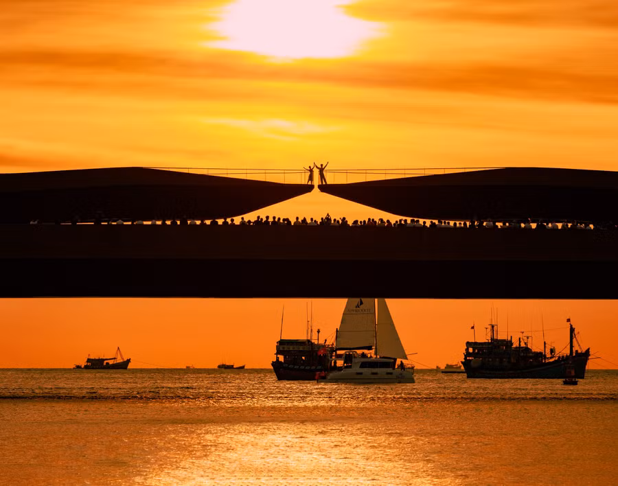 Khung cảnh lãng mạn với hoàng hôn Phú Quốc ở Cầu Hôn - Kiss Bridge