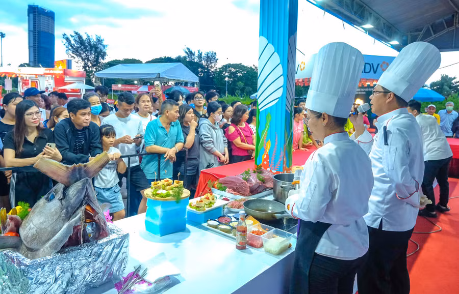 tinh-hoa-am-thuc-gia-lai-tiep-can-du-khach.jpg