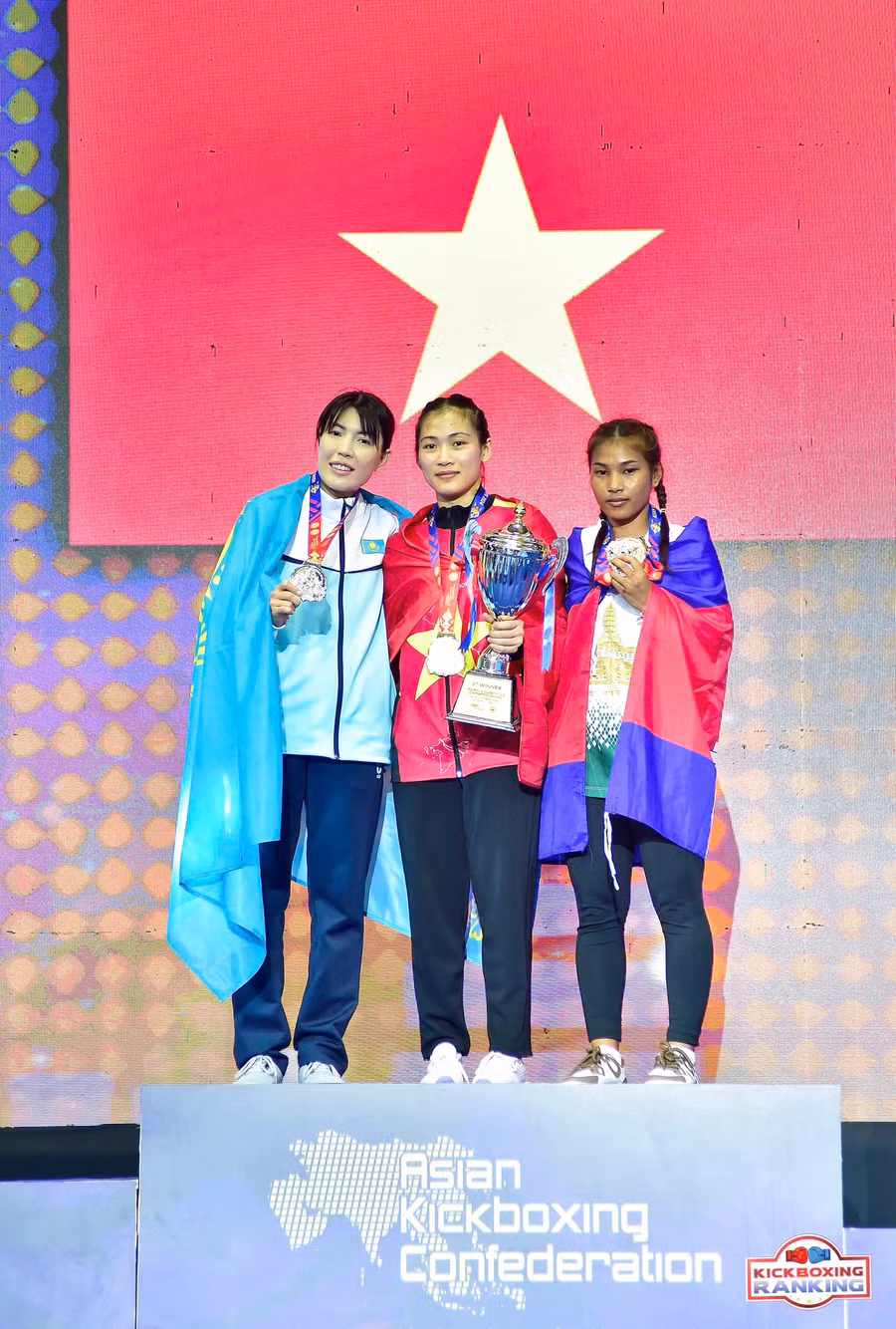 le-thi-nhi-giua-da-gianh-huy-chuong-dau-tien-cho-the-thao-gia-lai-o-dau-truong-chau-luc-anh-bao-son.jpg