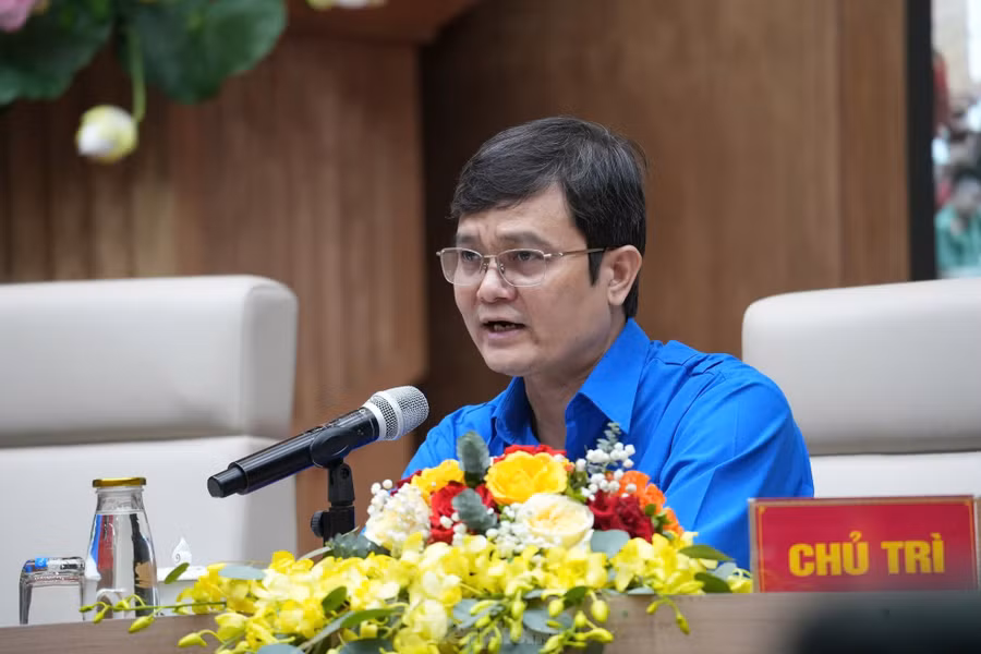 Anh Bùi Quang Huy - Bí thư Thứ nhất Trung ương Đoàn chia sẻ tại buổi đối thoại.