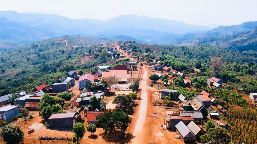 pyau-khoi-sac-giua-dai-ngan.jpg