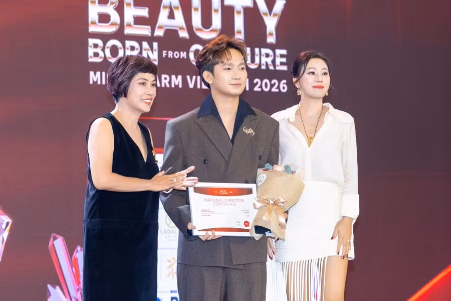 Nhà thiết kế Lê Hữu Nhân được bổ nhiệm làm Giám đốc quốc gia cuộc thi Miss Charm tại Việt Nam