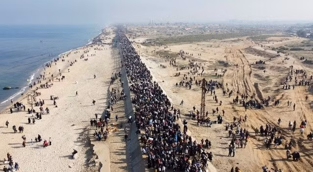 nguoi-palestine-quay-lai-mien-bac-gaza-ngay-27-1-khi-lenh-ngung-ban-co-hieu-luc-anh-reuters.jpg
