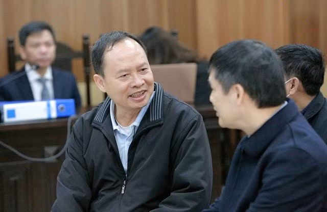 Cựu bí thư Thanh Hóa Trịnh Văn Chiến tại phiên xét xử sơ thẩm. Ảnh: Tuấn Minh
