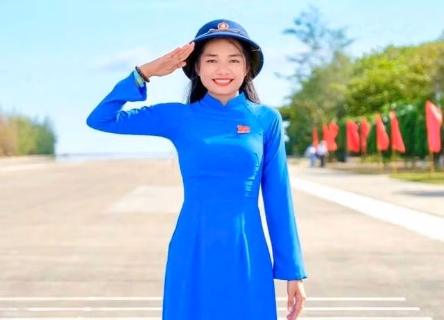 Chị Y Việt Sa